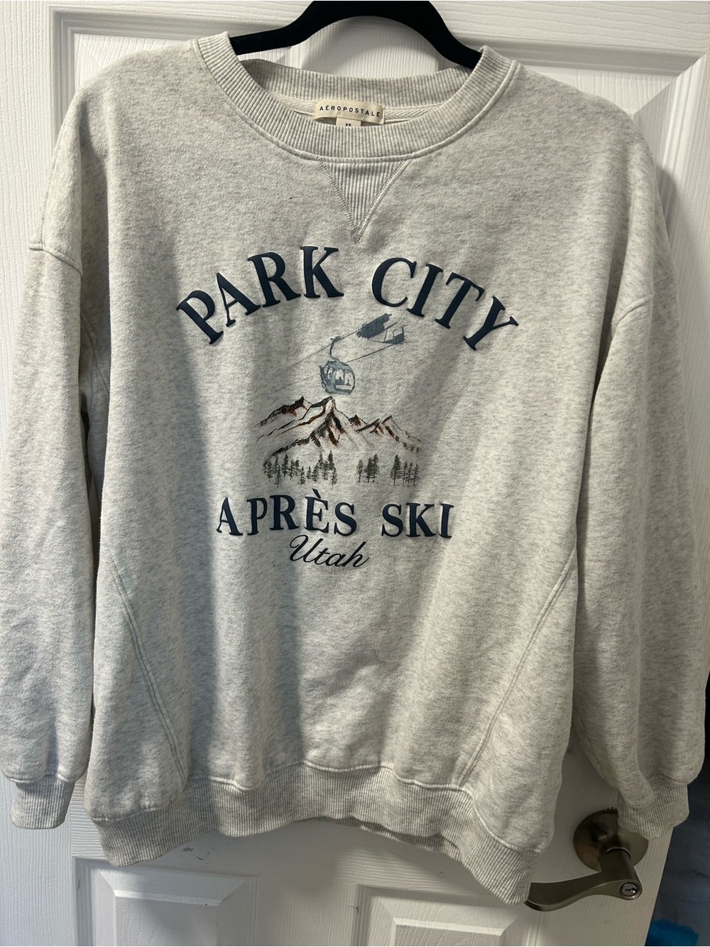 Aeropostale White Crewneck Sweatshirt with Navy Logo Tag